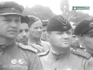Публичная казнь фашистов на городской площади в Краснодаре , 18 июля 1943 г. Кинохроника