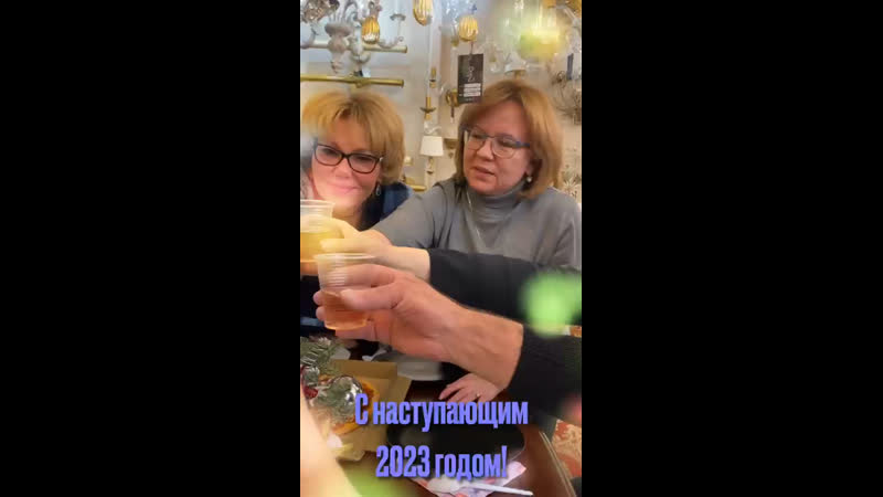 Видео от Salon