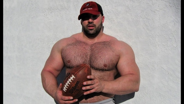 Mike Sausedo: Off Season Bodybuilder
