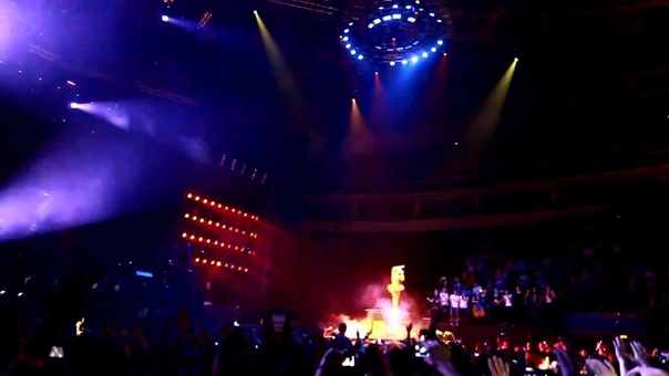 Laura Jansen Sound of the Drums ARMIN ONLY INTENSE