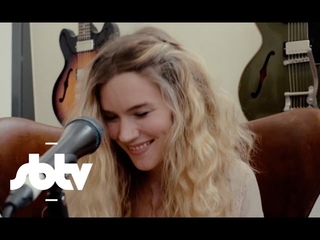 Joss Stone | “Super Duper Love“ (Acoustic) - A64 []: SBTV