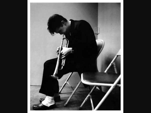 Chet Baker Trío How Deep Is The