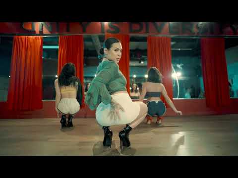 Bianka in Love Alvarez Class in