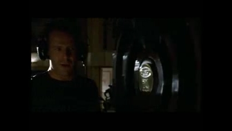 Bruce Willis Danny Aiello swinging on a