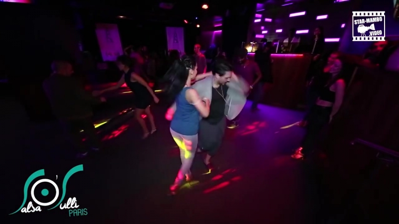 Umberto Ella social dancing Salsa OSulli Paris