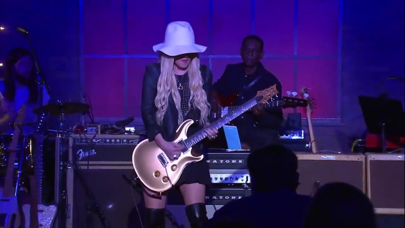 Оrianthi with Jimi Hendrix classic Voodoo Child from Skyville