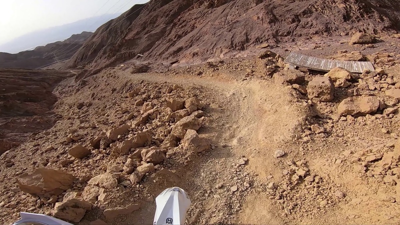Single tracks training Dirt bike