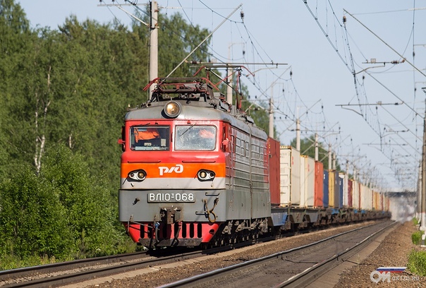 Локомотив вл 10. Вл 10 мощность. Вл10 электровоз тэвз. Вл10-111. Электровоз вл 10 златоуст.