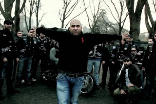 Veysel - IM GHETTO GEBOREN (OFFIZIELLES VIDEO) | “43 Therapie“ ab sofort im Handel