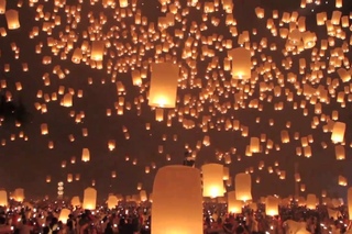 Yee Peng lantern ceremony - Mae Jo, Thailand - HD