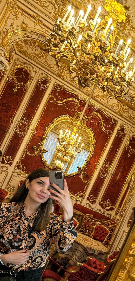 Юлия Александрова |