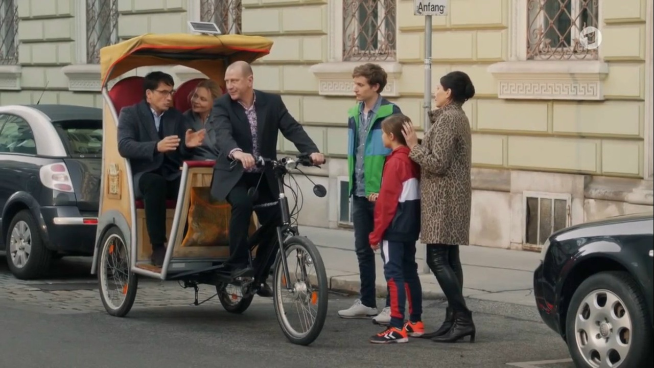 Очень руSSkie druzья (2020)  Очень руSSkie druzья (2020)