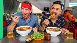 The Surprising Noodle Vietnam Loves Most!! Its Not Pho!!
